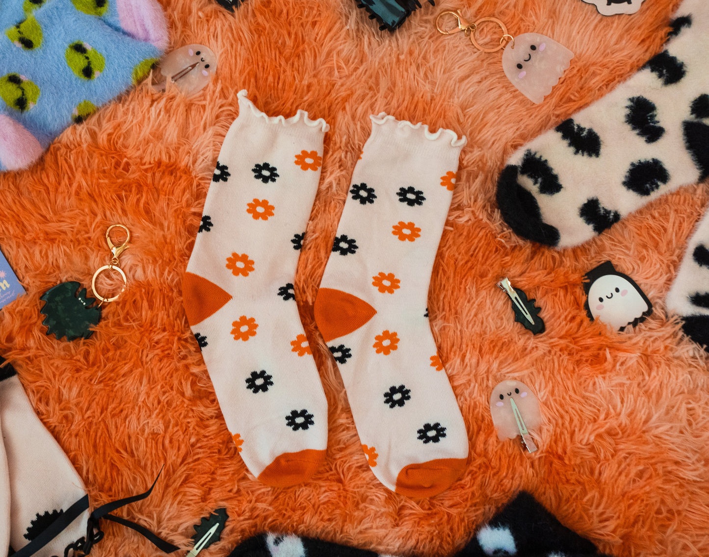 Jollie Ollie Spooky Flowers Ruffle Socks